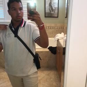 Meet your Posher, Quentin